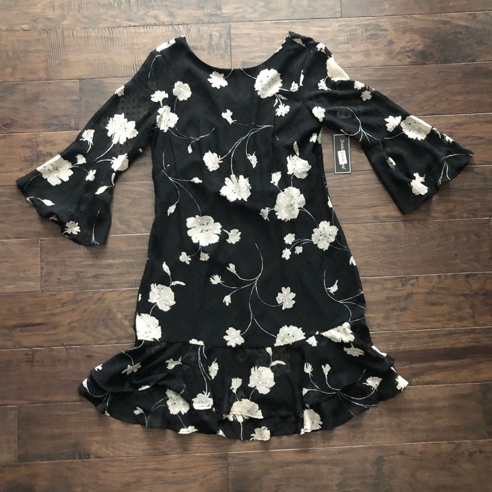 NWT Jessica Howard Dress